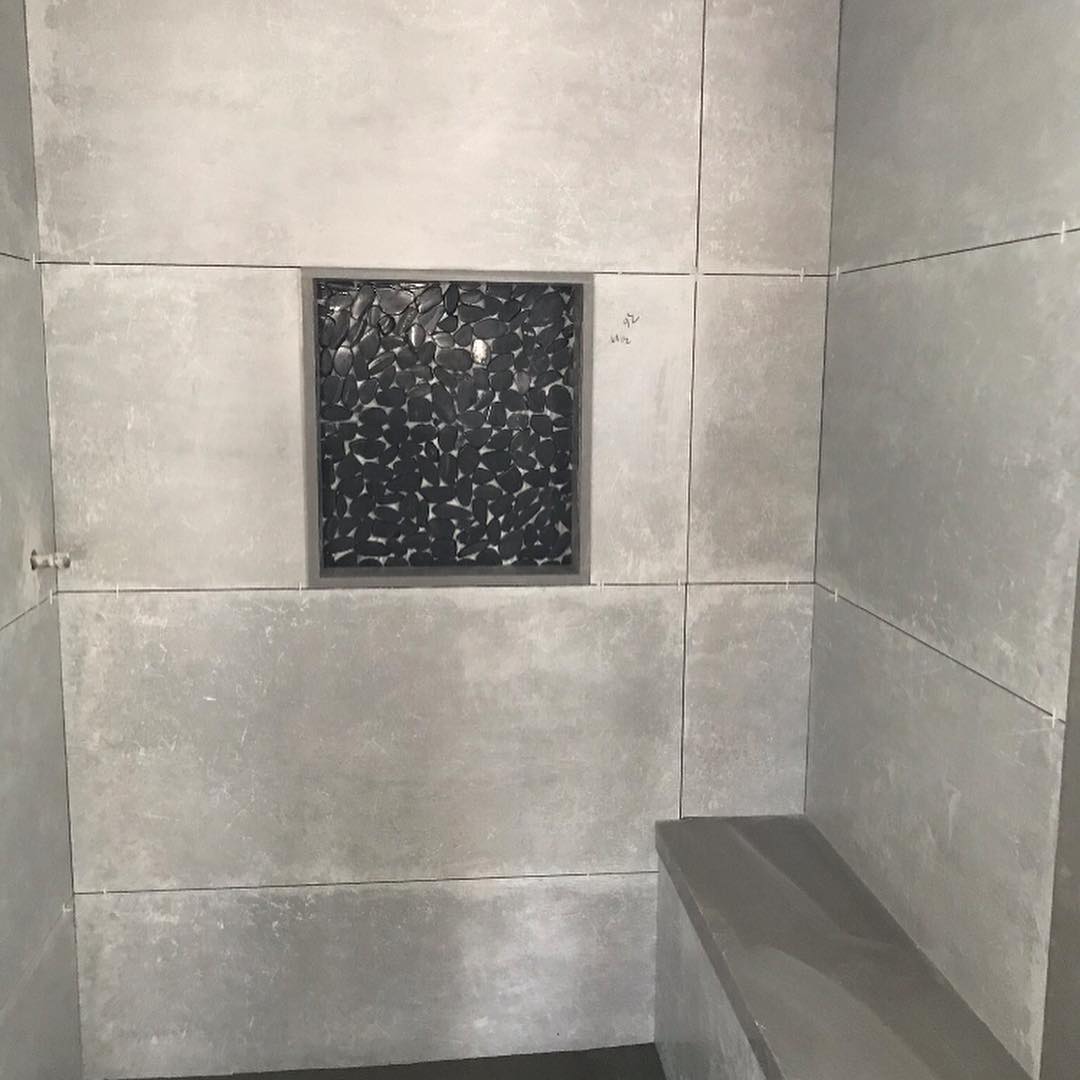 Walk-in Shower with Bench